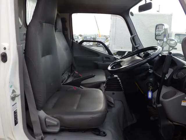 トヨタ ダイナ TKG-XZU620D(2WD)の写真7