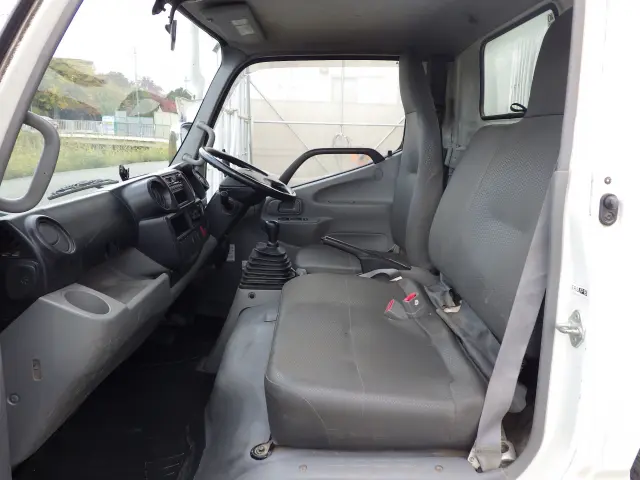 トヨタ ダイナ TKG-XZU620D(2WD)の写真8