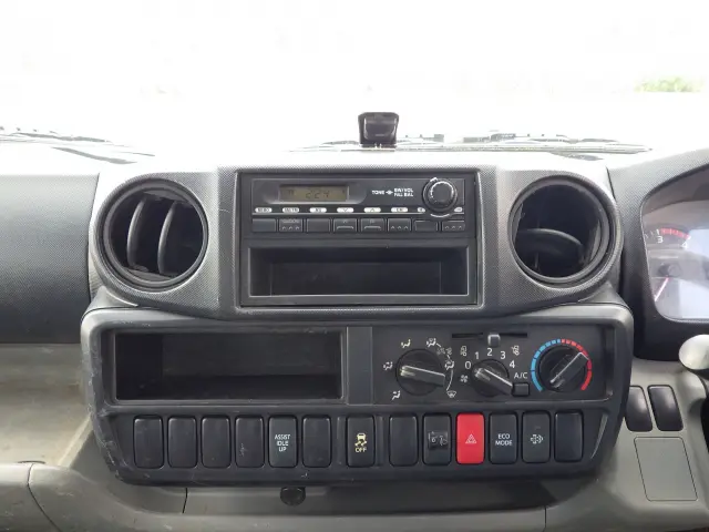 トヨタ ダイナ TKG-XZU620D(2WD)の写真9