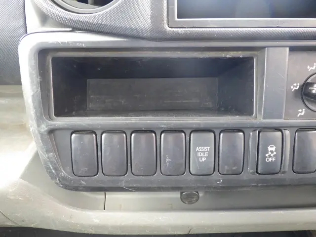 トヨタ ダイナ TKG-XZU620D(2WD)の写真12