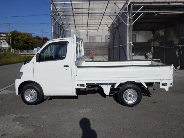 トヨタ タウンエーストラック DBF-S402U(2WD)の写真3