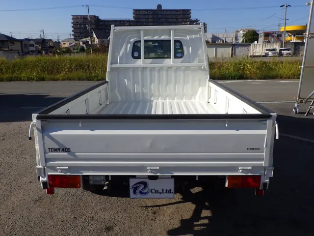 トヨタ タウンエーストラック DBF-S402U(2WD)の写真5