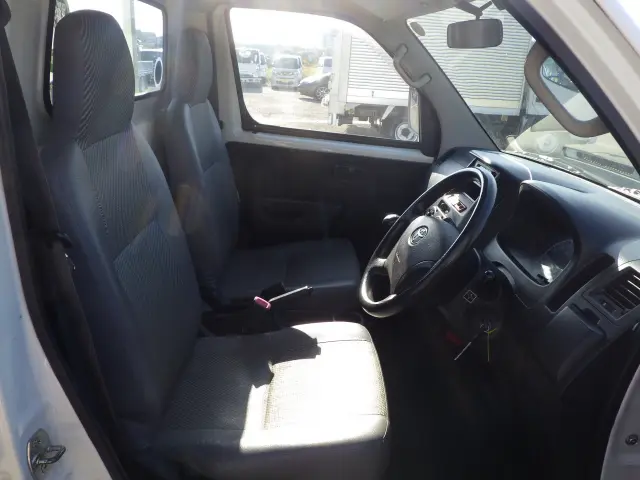 トヨタ タウンエーストラック DBF-S402U(2WD)の写真7