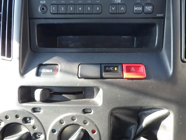 トヨタ タウンエーストラック DBF-S402U(2WD)の写真11