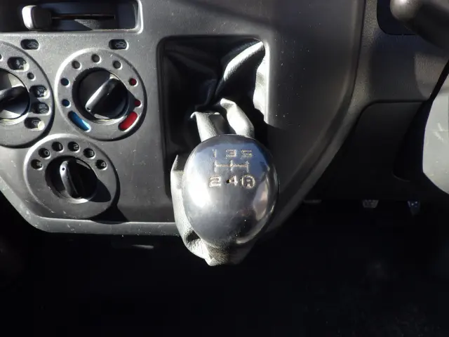 トヨタ タウンエーストラック DBF-S402U(2WD)の写真13