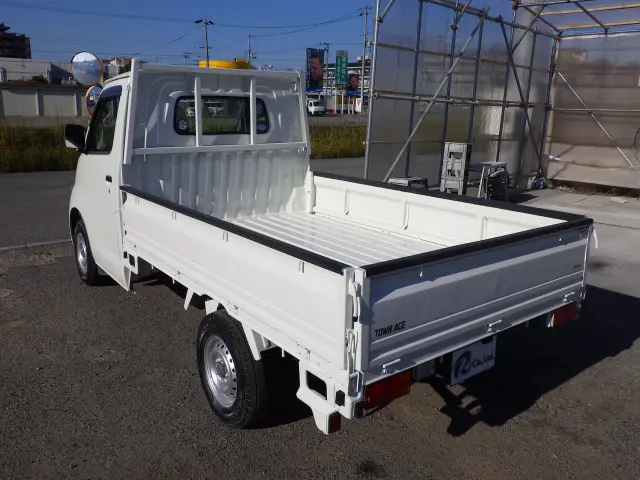 トヨタ タウンエーストラック DBF-S402U(2WD)の写真24
