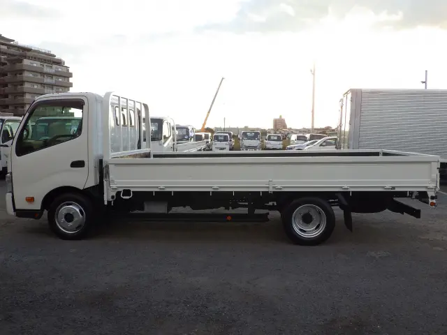 日野 デュトロ 2RG-XZU710M(2WD)の写真3