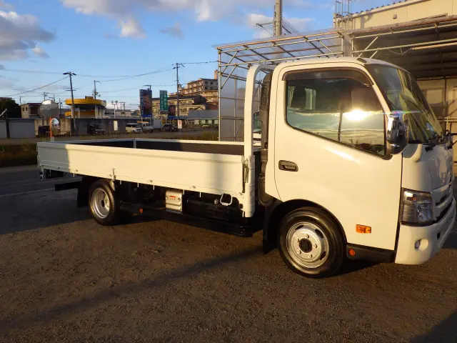 日野 デュトロ 2RG-XZU710M(2WD)の写真27