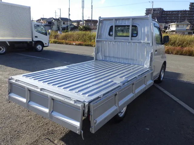 トヨタ ライトエーストラック DBF-S412U(4WD)の写真22