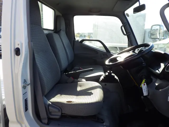トヨタ ダイナ ABF-TRY220(2WD)の写真7