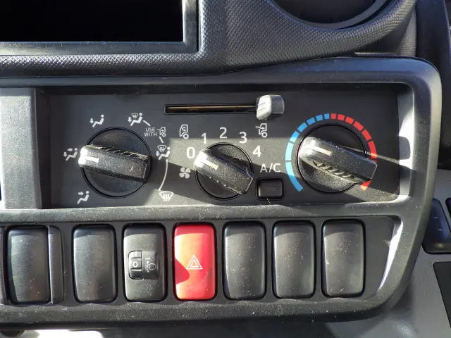 トヨタ ダイナ ABF-TRY220(2WD)の写真11