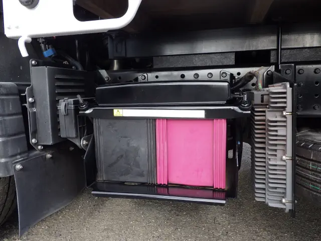 三菱 キャンター 2PG-FBAV0(2WD)の写真39