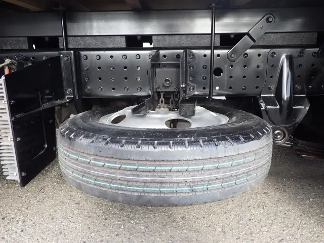 三菱 キャンター 2PG-FBAV0(2WD)の写真40