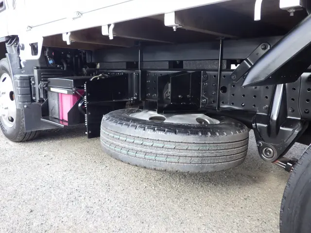 三菱 キャンター 2PG-FBAV0(2WD)の写真42