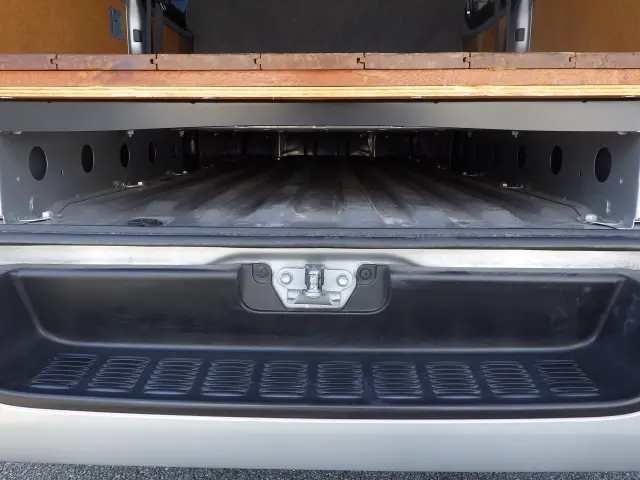 トヨタ ハイエースバン CBF-TRH200K(2WD)の写真21
