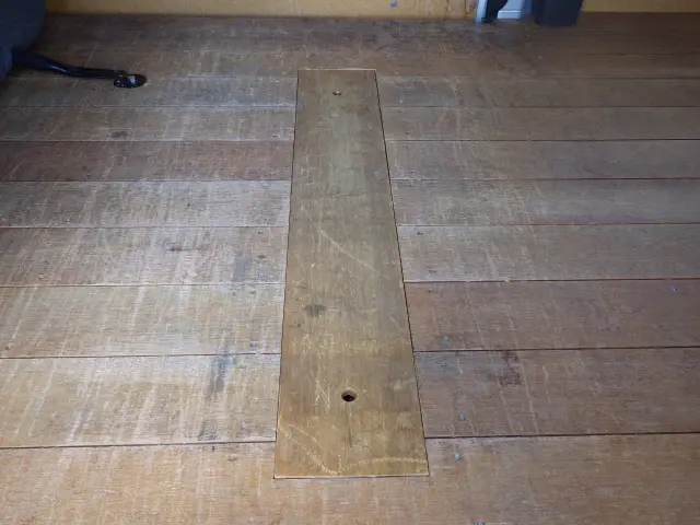 トヨタ ハイエースバン CBF-TRH200K(2WD)の写真26