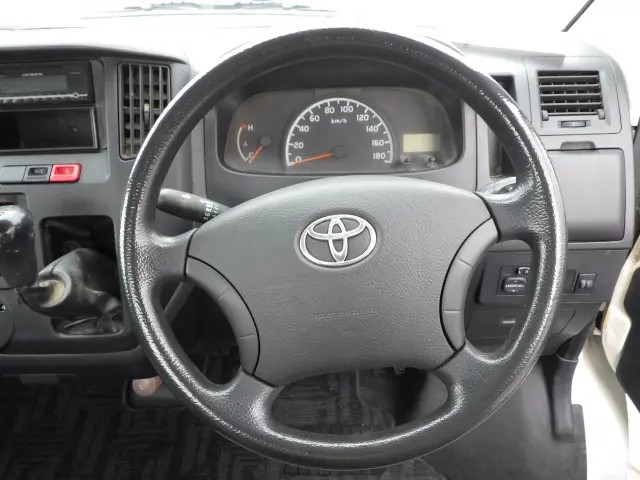 トヨタ タウンエーストラック DBF-S402U(2WD)の写真16