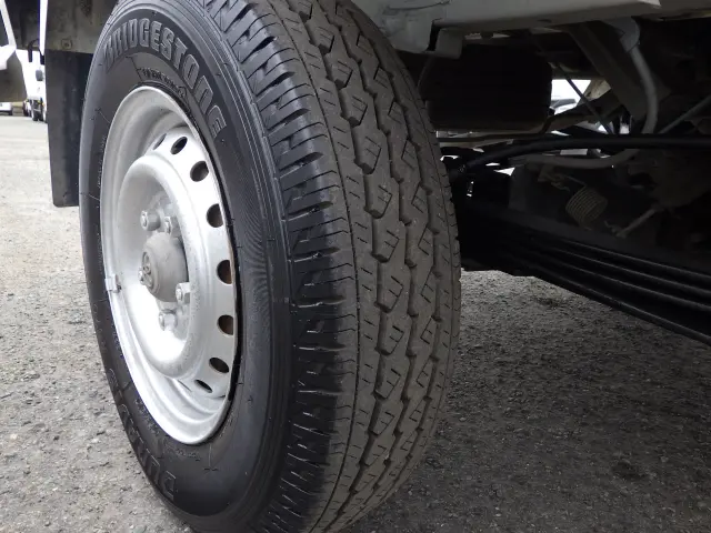 トヨタ タウンエーストラック DBF-S402U(2WD)の写真29