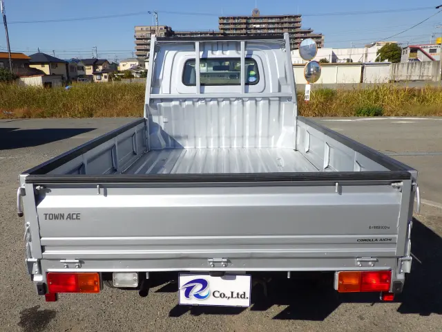 トヨタ タウンエーストラック DBF-S402U(2WD)の写真5