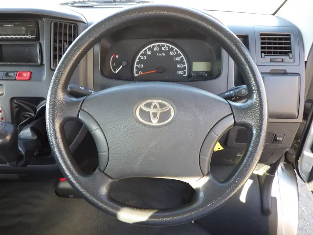 トヨタ タウンエーストラック DBF-S402U(2WD)の写真16