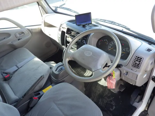 トヨタ ダイナ LDF-KDY231(2WD)の写真6