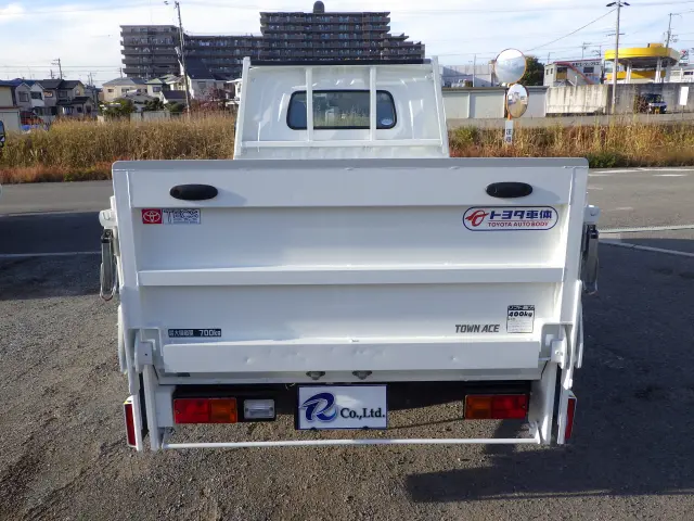 トヨタ タウンエーストラック DBF-S402Ｕ改(2WD)の写真5
