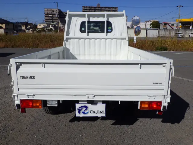 トヨタ タウンエーストラック DBF-S402U(2WD)の写真5