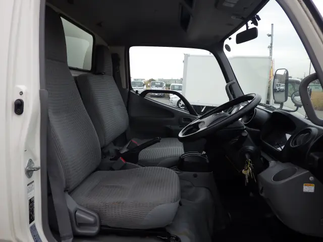 トヨタ ダイナ TKG-XZC605(2WD)の写真7
