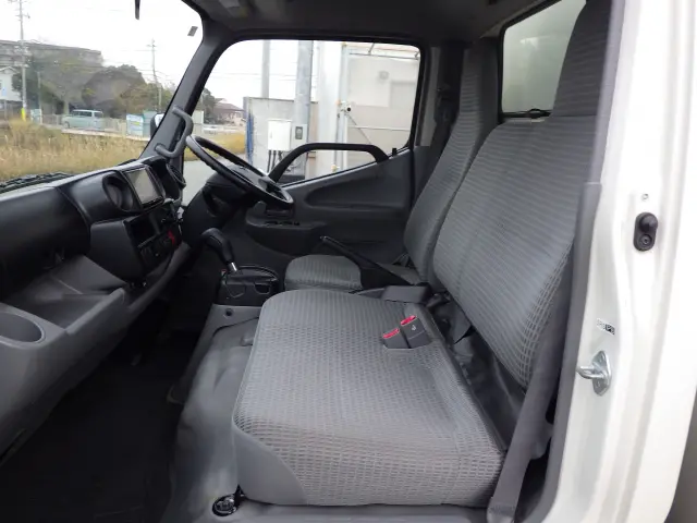 トヨタ ダイナ TKG-XZC605(2WD)の写真8