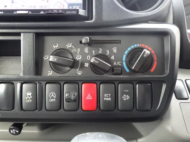 トヨタ ダイナ TKG-XZC605(2WD)の写真11