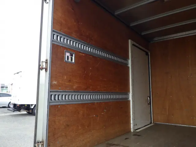 トヨタ ダイナ TKG-XZC605(2WD)の写真20