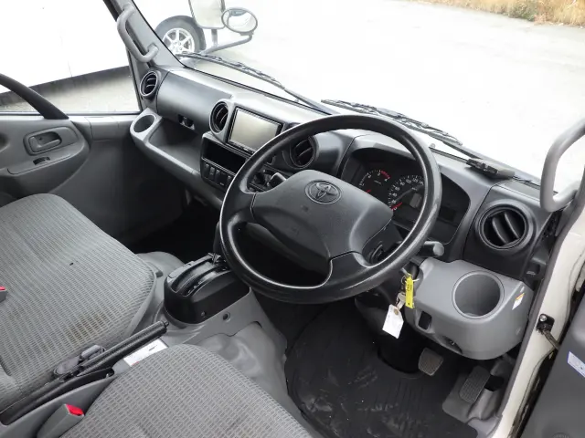 トヨタ ダイナ TKG-XZU605(2WD)の写真6