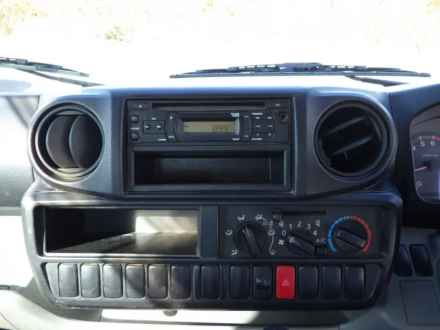 トヨタ ダイナ ABF-TRY220(2WD)の写真9