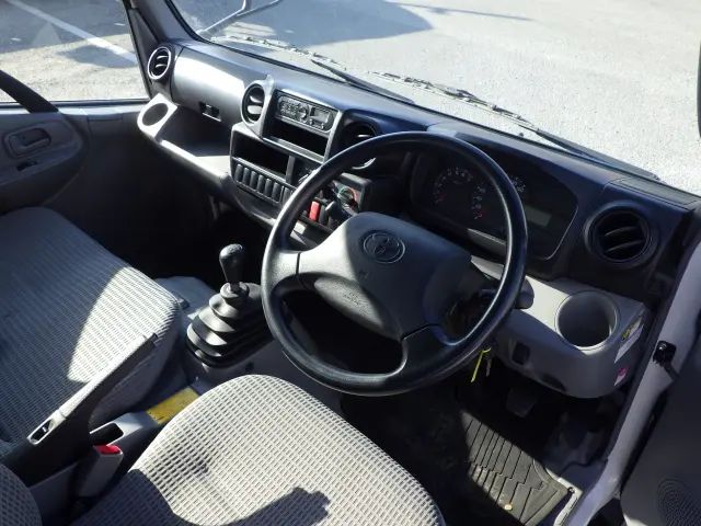 トヨタ トヨエース ABF-TRY230(2WD)の写真6