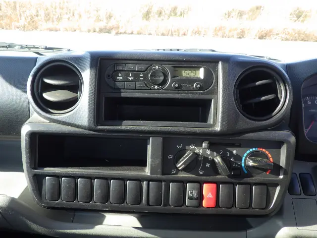 トヨタ トヨエース ABF-TRY230(2WD)の写真9