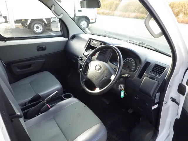 トヨタ ライトエーストラック DBF-S402U(2WD)の写真6