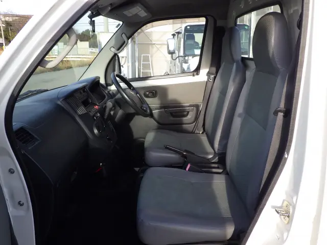 トヨタ ライトエーストラック DBF-S402U(2WD)の写真8