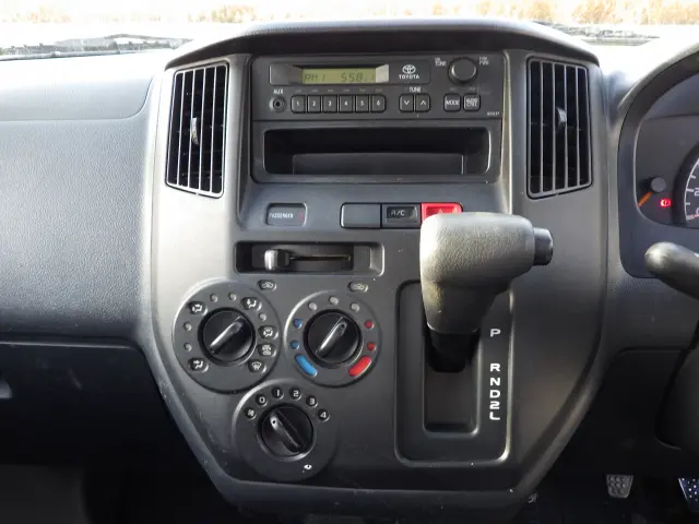トヨタ ライトエーストラック DBF-S402U(2WD)の写真9