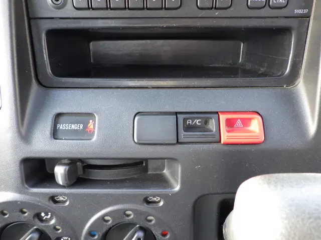 トヨタ ライトエーストラック DBF-S402U(2WD)の写真11