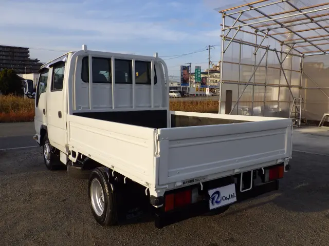 いすゞ エルフ BKG-NHR85A(2WD)の写真2