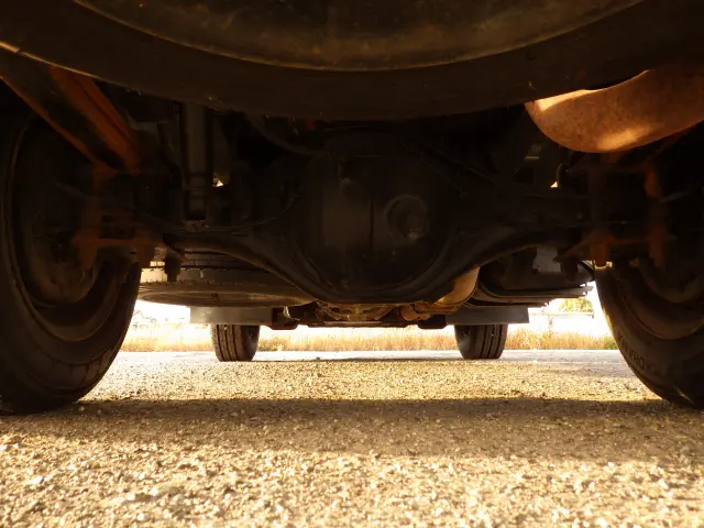 いすゞ エルフ BKG-NHR85A(2WD)の写真43