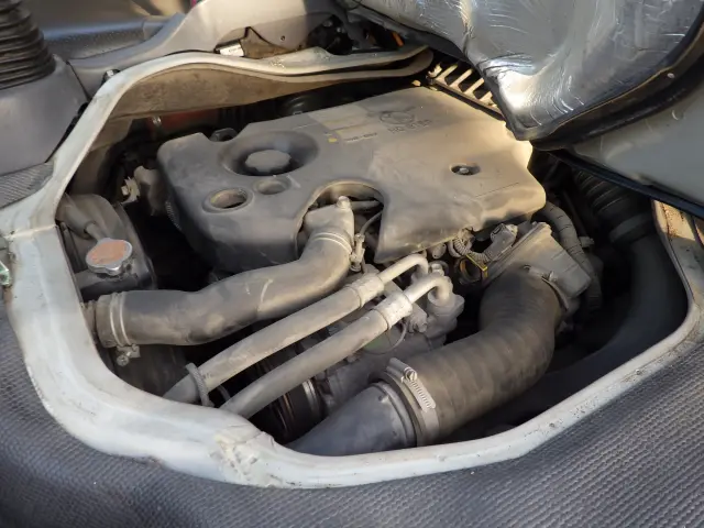 いすゞ エルフ BKG-NHR85A(2WD)の写真45