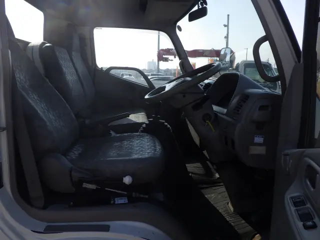 日野 デュトロ BDG-XZU404X(2WD)の写真7