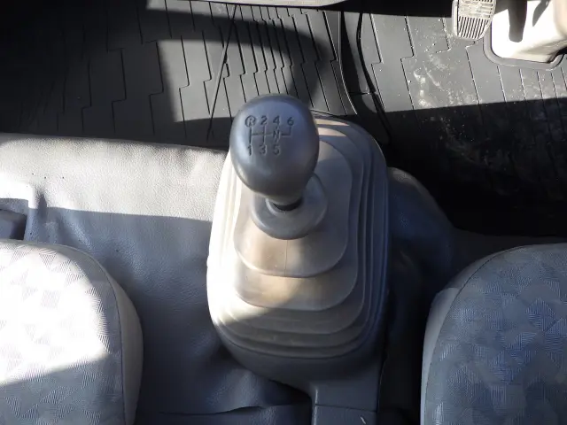 日野 デュトロ BDG-XZU404X(2WD)の写真18