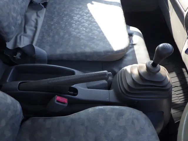 日野 デュトロ BDG-XZU404X(2WD)の写真19