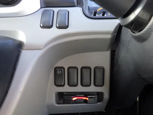 三菱 キャンター TPG-FEA50(2WD)の写真13