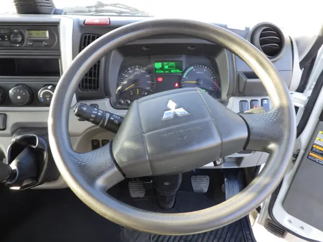 三菱 キャンター TPG-FEA50(2WD)の写真16