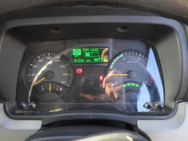 三菱 キャンター TPG-FEA50(2WD)の写真17