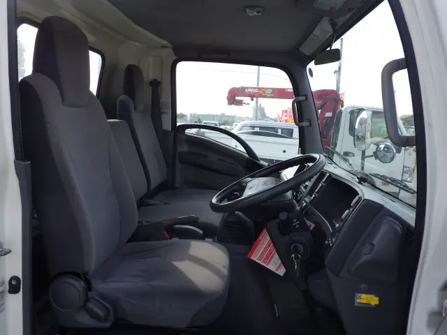 いすゞ エルフ TKG-NPR85AR(2WD)の写真7