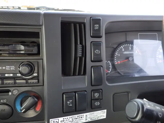 いすゞ エルフ TKG-NPR85AR(2WD)の写真15